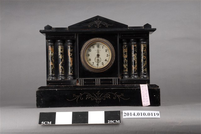 臺南新報社贈呈小早川常壽殿座鐘  (共9張)