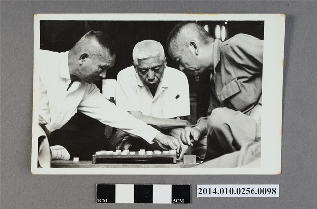 下棋 (共2張)