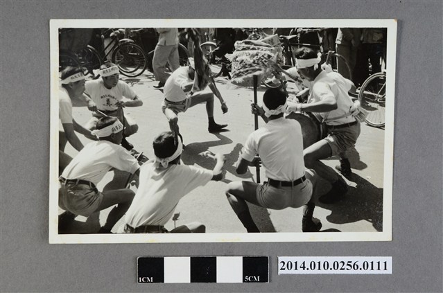 陣頭表演 (共2張)