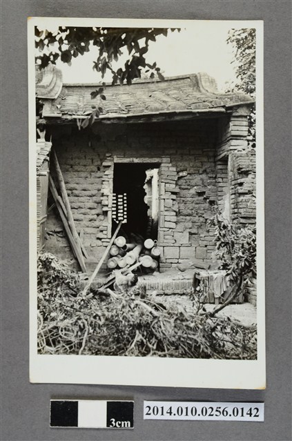 廢棄民宅一隅 (共2張)