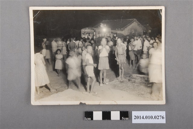 引起轟動的種蔗宣傳車 (共2張)