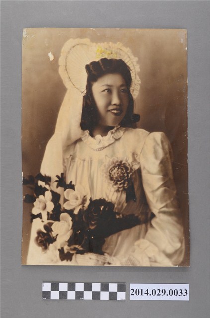 李澤信女士結婚照 (共2張)