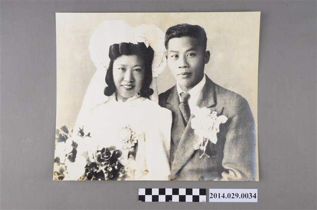 胡宇傑先生與李澤信女士結婚照 (共2張)