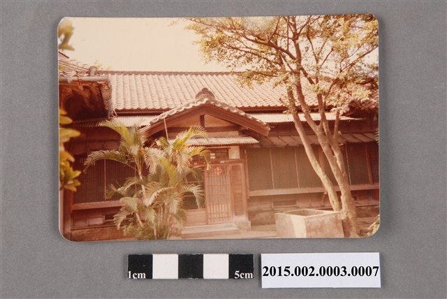 新竹縣縣長公館建築舊蹟相片（官邸側門） (共2張)