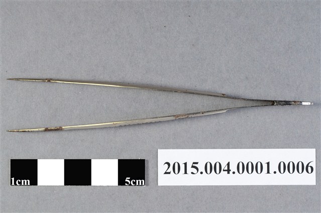 眼科刀組用斜尖夾鑷 (共4張)