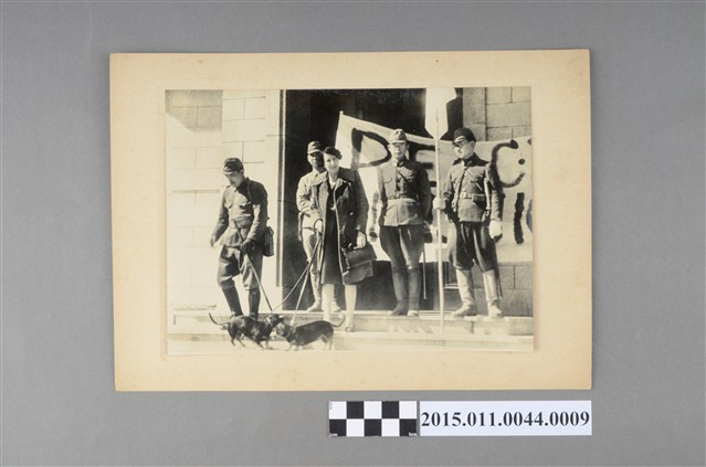 軍使前往香港敵陣 (共2張)