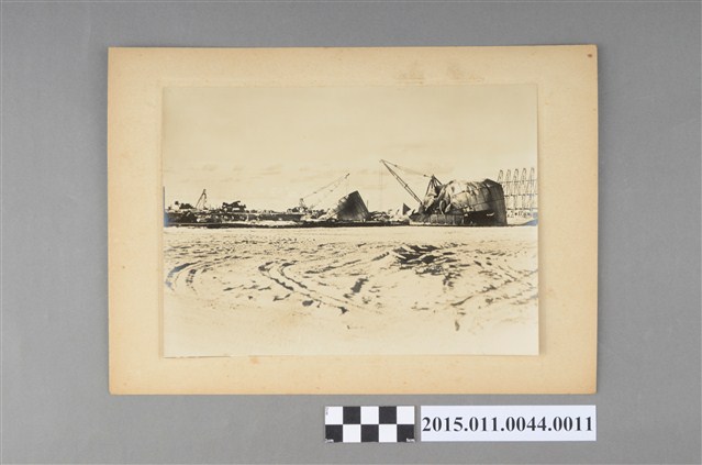 鬼哭神號的威克島進攻 (共2張)