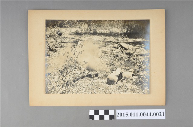 烈火中的前進巴丹島 (共2張)