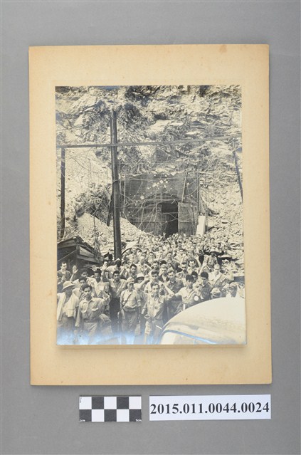 暴露的地下要塞 (共2張)