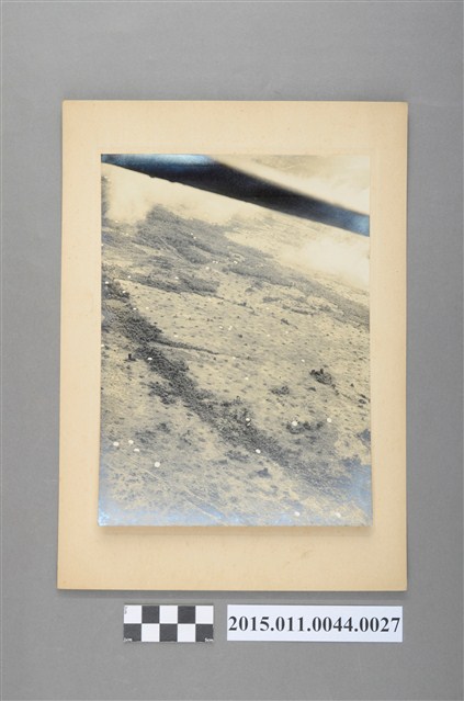 在印尼蘇門答臘島巨的港傘兵部隊 (共2張)