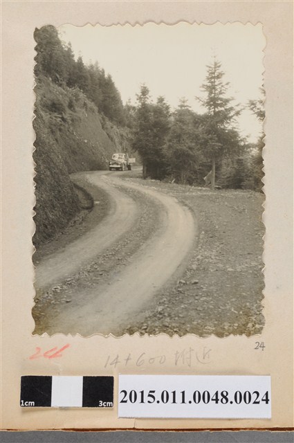 公路路面 (共1張)