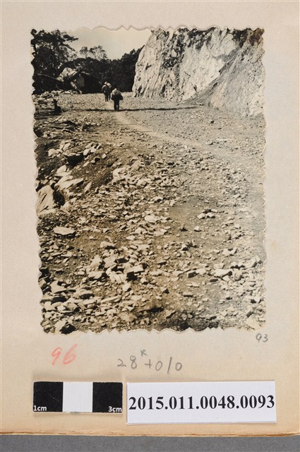 修建中公路路面 (共1張)