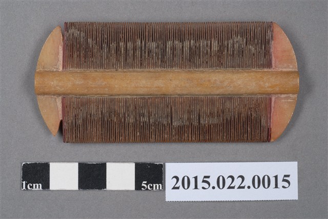 木質篦梳 (共4張)