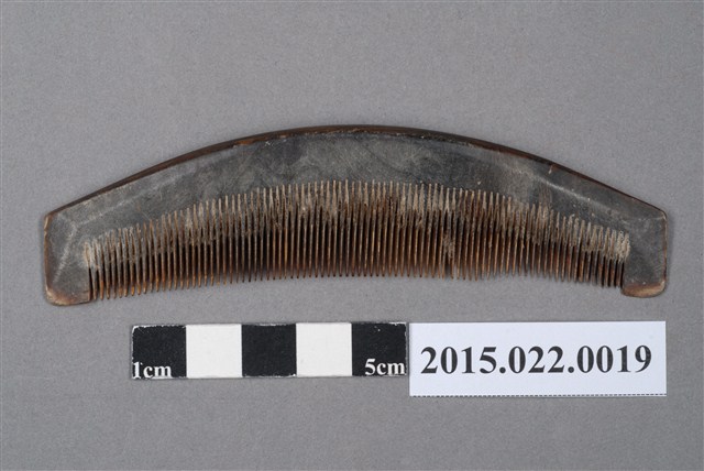 黑色弧形平板梳 (共4張)