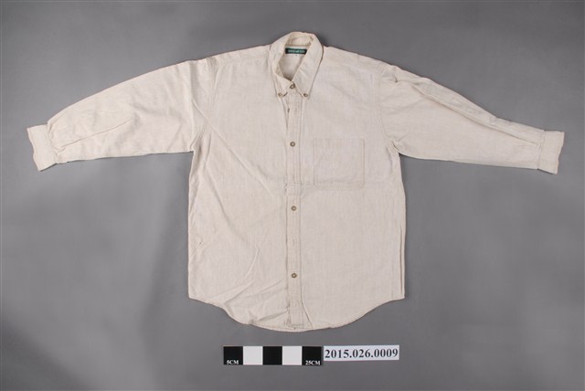 米白色棉麻長袖襯衫 (共2張)