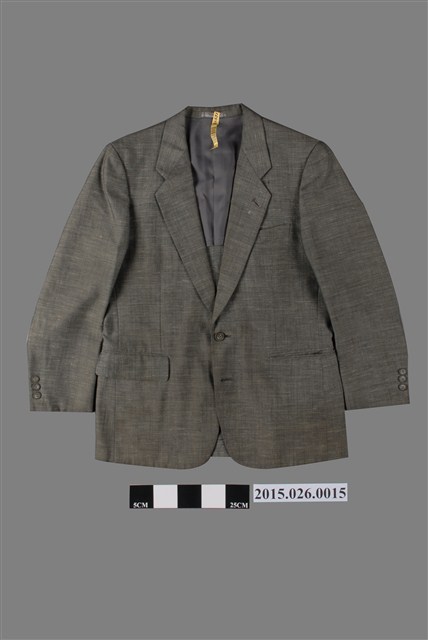 淺灰色夏季西裝外套 (共2張)