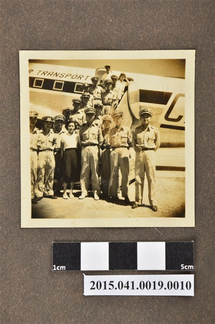 臺灣省檢疫技術人員講習班航空檢疫工作授課情形 (共1張)