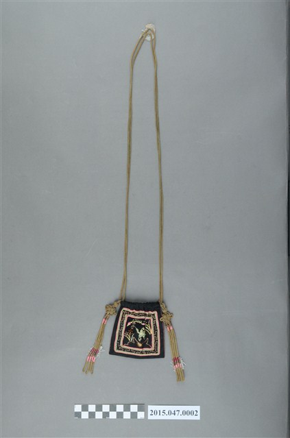 繡花煙絲袋 (共2張)