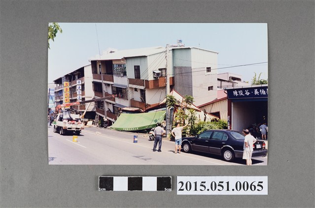 921地震臺中霧峰民宅受損 (共2張)