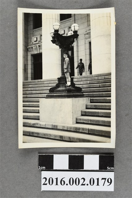 張星賢之二媳婦的菲律賓友人於國立台灣博物館 (共2張)