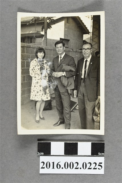 張星賢與友人合照 (共2張)