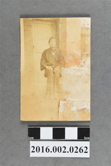 張星建之母於臺中自宅獨照 (共4張)