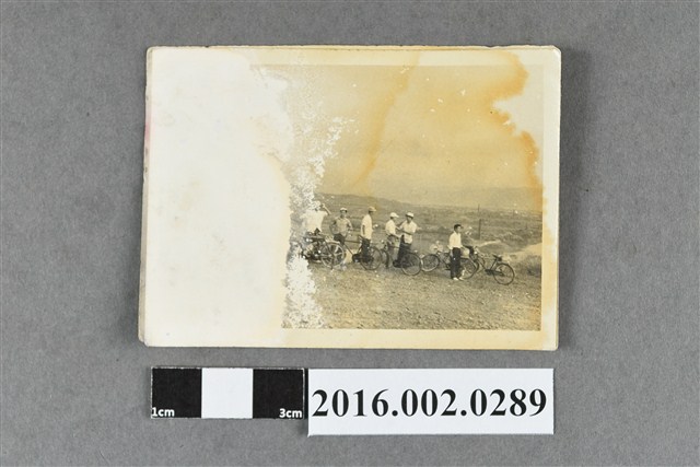 張星賢之合作金庫同仁周朝全與黃江泉、林蒼梧等人出遊合照 (共2張)