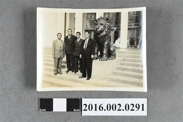 廖忠雄等人合照 (共2張)