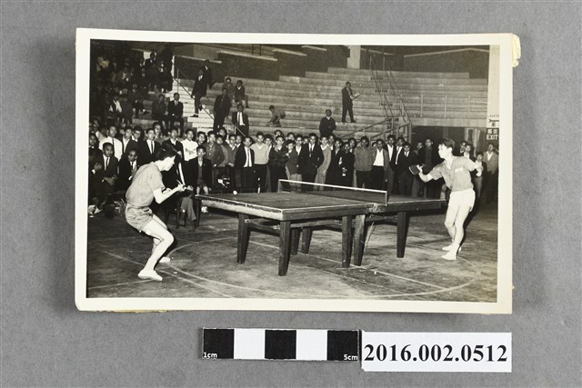 張星賢帶領合作金庫桌球隊江百清、李國定於香港交流比賽合照 (共2張)