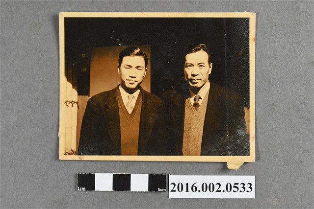 張星賢與陳英郎於日本合照 (共2張)