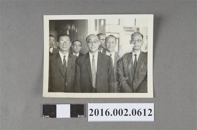 謝國城等人合照 (共2張)