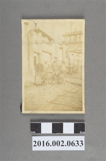 張學賢與親友於福州合照 (共2張)