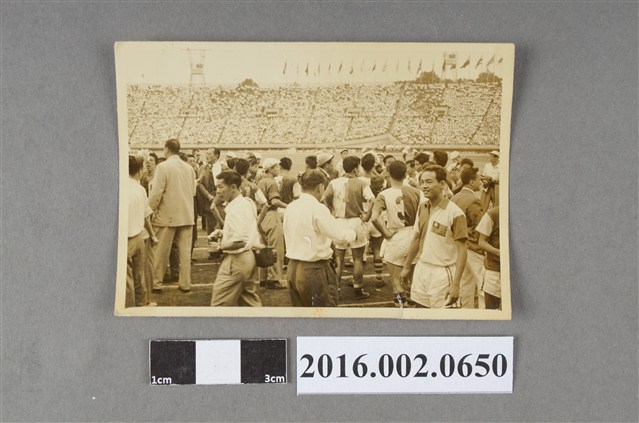 台灣代表隊廖忠雄等人參加第三屆東京亞洲運動大會 (共2張)