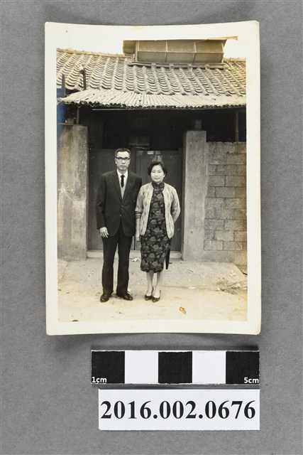 張星賢夫婦於大直自宅附近合照 (共2張)