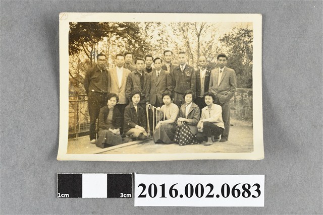 張星賢與友人合照 (共2張)