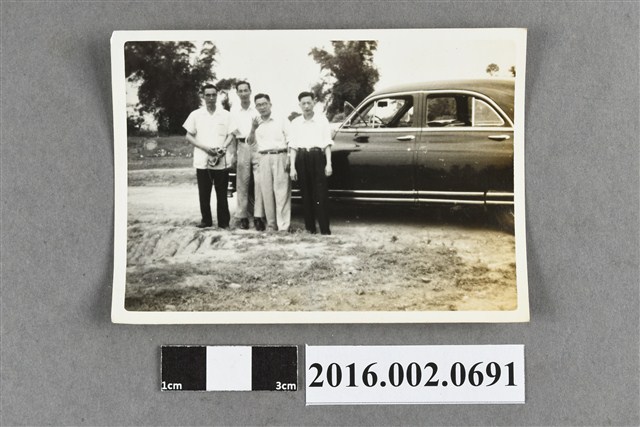 張星賢與廖漢水等人合照 (共2張)