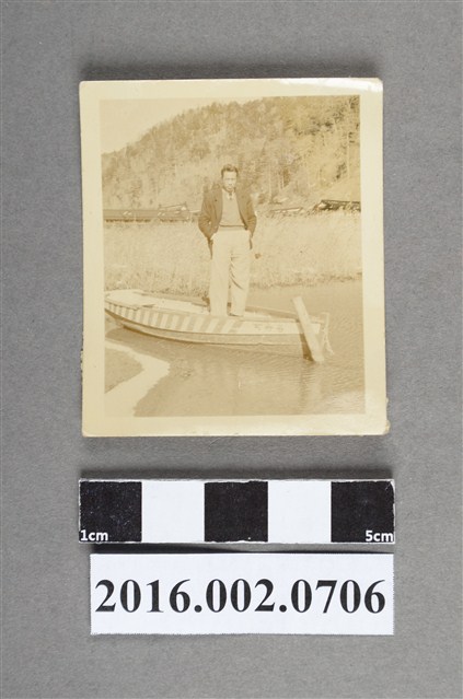 張星賢於日本富士五湖 (共2張)