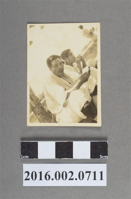 張星賢任職合庫時期為棒球隊之一員與隊友於台中合照 (共2張)