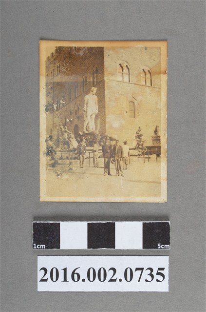 張星賢任職滿鐵時期代表日本參加第十一屆柏林奧運賽後赴義大利佛羅倫斯參觀 (共2張)