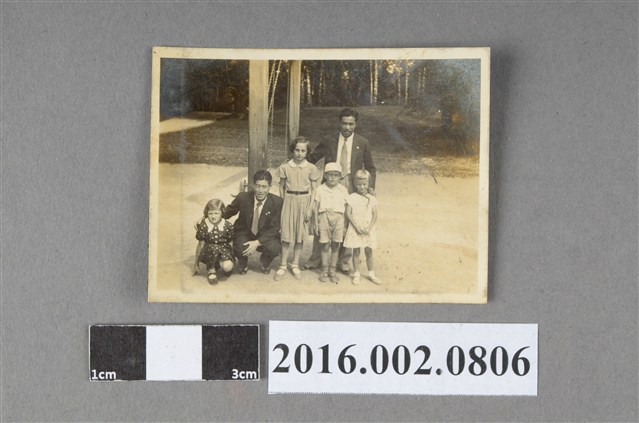 張星賢任職滿鐵時期代表日本參加第十一屆柏林奧運賽後與隊友於各地遠征、參觀合照 (共2張)