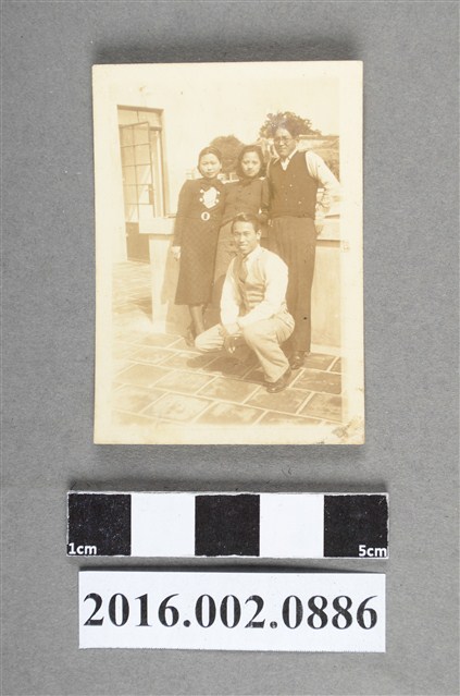 張志賢與友人合照 (共2張)