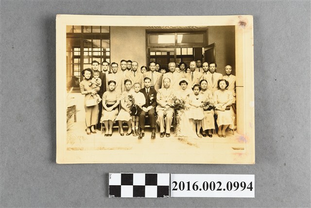 張星賢之友人結婚合照 (共2張)