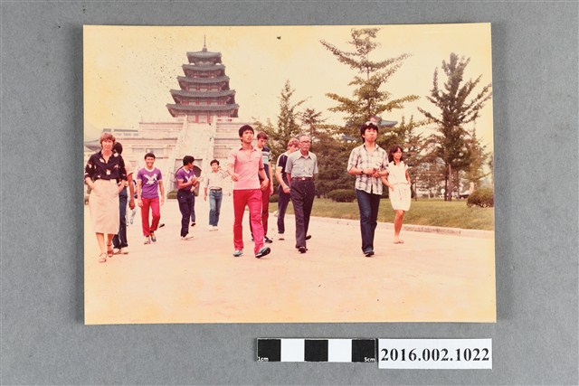 張星賢於日本出遊照 (共2張)