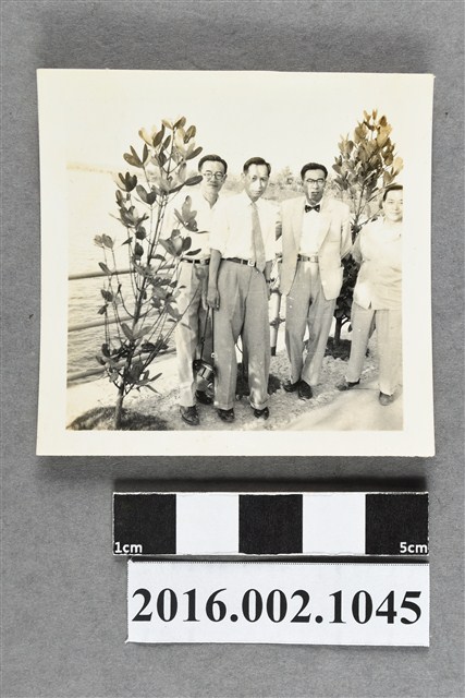 張星賢與織田幹雄、廖漢水等人於環島參訪合照 (共2張)