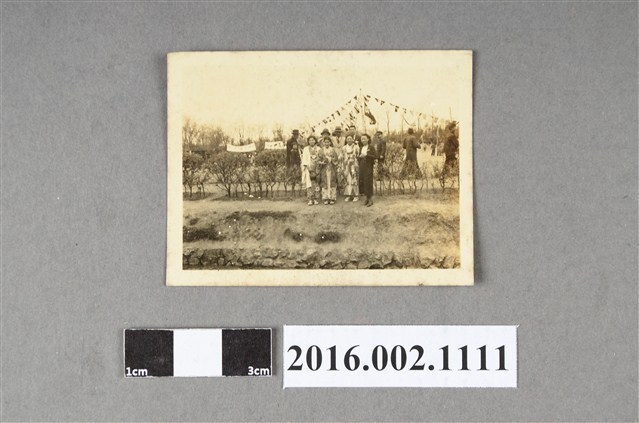 世界學生運動大會之日本代表選手於大連合照 (共2張)