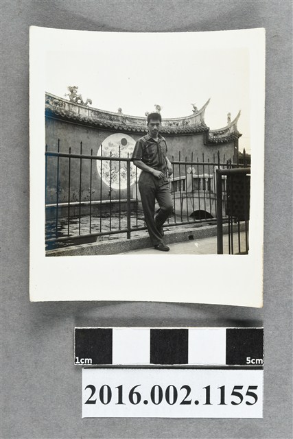 張星賢之四子於埔里廟宇 (共2張)