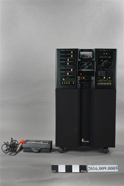 聲寶牌白馬KE-6800伴唱機 (共4張)