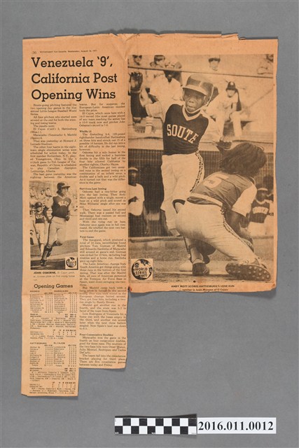 The Williamsport Sun-Gazette早報對1977年威廉波特少棒賽開幕賽之報導 (共2張)