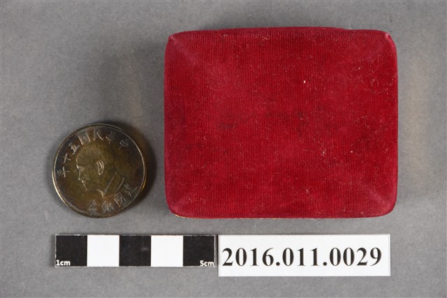 中華民國建國五十年紀念銀幣- 藏品資料- 國立臺灣歷史博物館典藏網