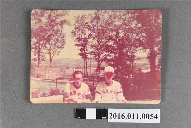 林義雄與隊友呂慶聲之合照 (共2張)